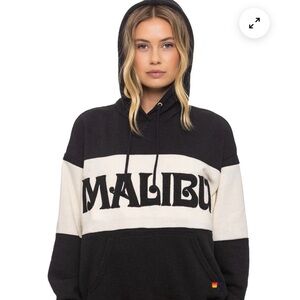 MALIBU EMBROIDERY COLOR BLOCK PULLOVER HOODIE RELAXED - BLACK // VINTAGE WHITE